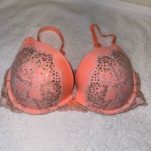 Victoria’s Secret Women's Bra in Coral and Beige